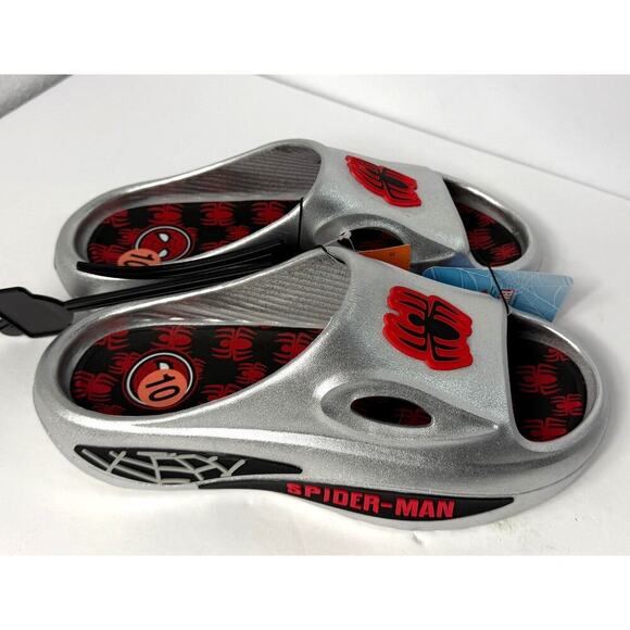 Spider-Man Slides Men Size 10/11 - Marvel Heroic Comic Silver Red NWT RARE - Picture 4 of 5